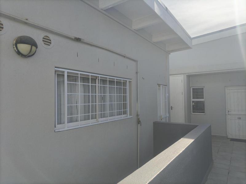 1 Bedroom Property for Sale in Tyger Valley Western Cape